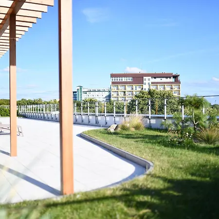 Nadmorskie Tarasy Navigator Baseny Sauny Parking W Cenie Kolberg